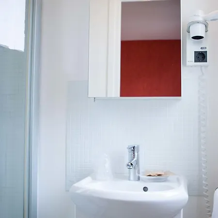 La Maison Montparnasse Hotel