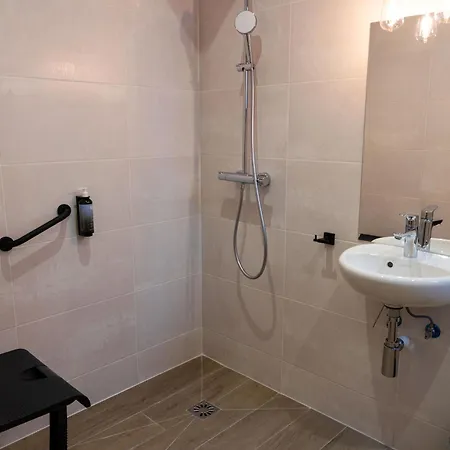 La Maison Montparnasse Hotel 2*
