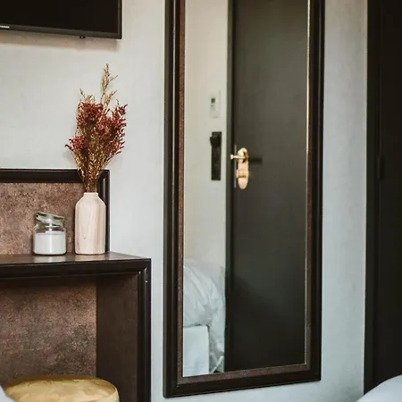 Hotel La Maison Montparnasse
