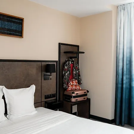 La Maison Montparnasse Hotel 2*