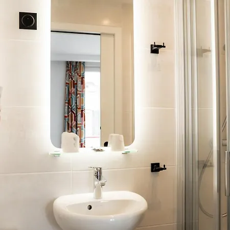 La Maison Montparnasse 2*