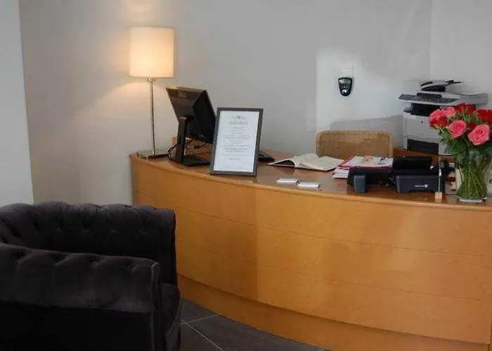 巴那斯山峰家园酒店